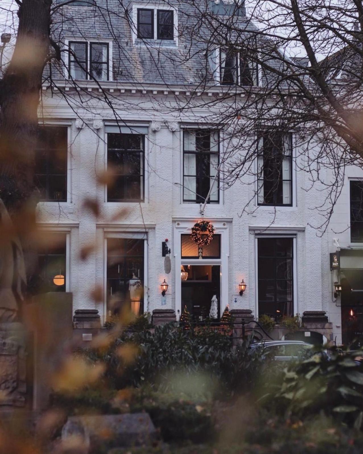 Logies Aan De Dam Hotel *